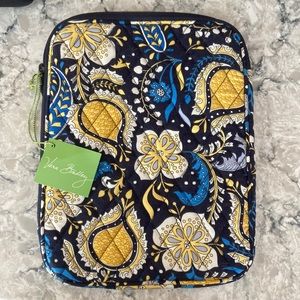 Brand New Vera Bradley Tablet Sleeve in Ellie Blue
